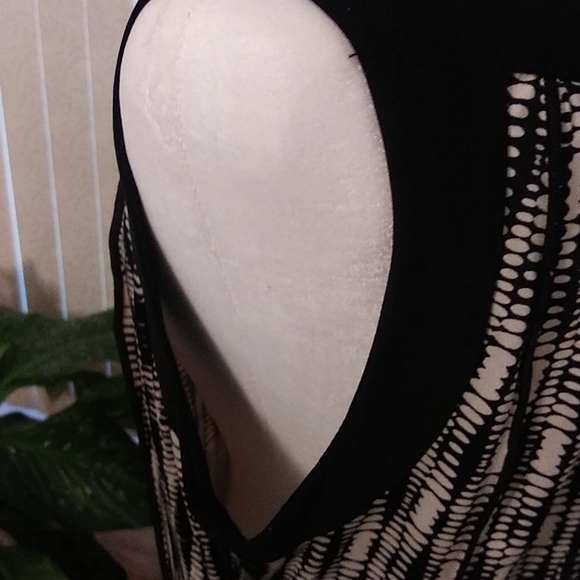 Perceptions Dress - Picture 8 of 8